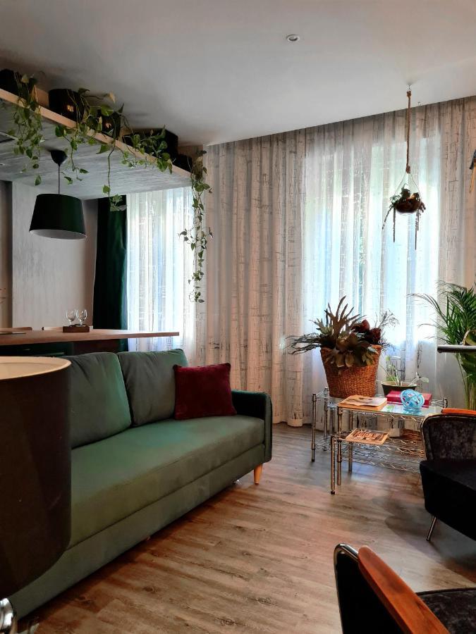 Serendipity Apartments - Montenapoleone Milaan Buitenkant foto